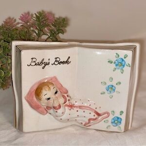 3/55$ Vintage White Porcelaine Baby room Table top vase/storage decor baby‎ book